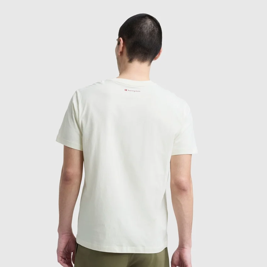 Camiseña clásica con diseño gráfico y Script Logo