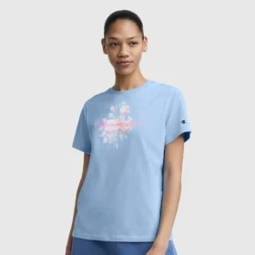 Camiseña con diseño gráfico «Blurred Roses» y C Logo