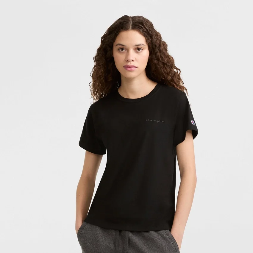 Camiseta clásica, letrero tonal en el lado izquierdo del pecho