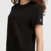 Camiseta clásica, letrero tonal en el lado izquierdo del pecho