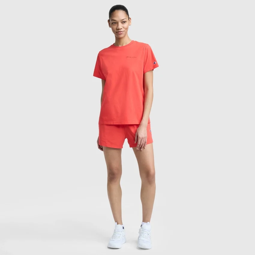 Camiseta clásica, letrero tonal en el lado izquierdo del pecho