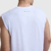 Camiseta deportiva de cuello redondo y corte atlético, con Script Logo