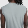 Camiseta deportiva de cuello redondo y corte atlético, con Script Logo