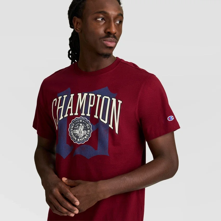 Camiseta Modern Retro Gothic ’19, C Logo
