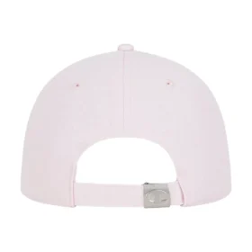 Gorra ajustable con bordado de letras