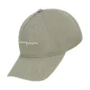 Gorra ajustable con bordado de letras