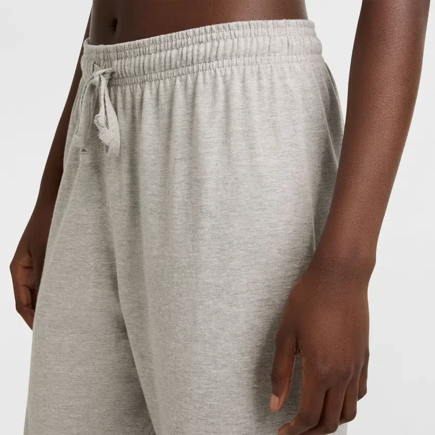 Pantalones capri ligeros de descanso, con C Logo