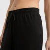 Pantalones capri ligeros de descanso, con C Logo