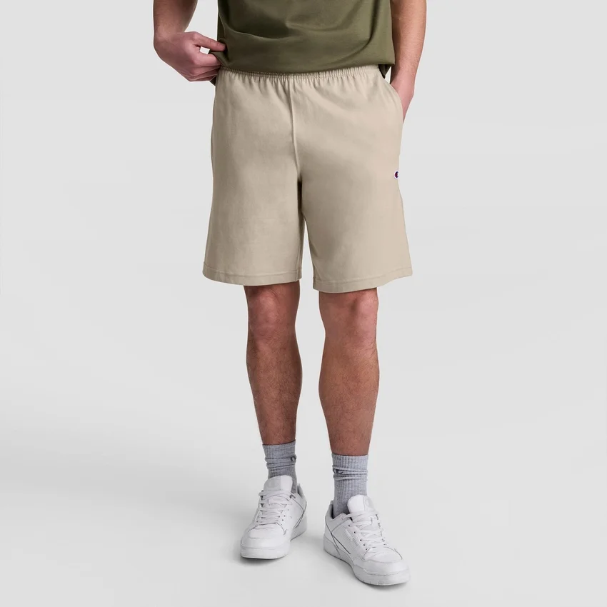 Pantalones cortos ligeros de 9" para estar en casa, con parche del logotipo C Logo