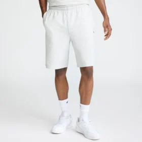 Pantalones cortos ligeros de 9" para estar en casa, con parche del logotipo C Logo
