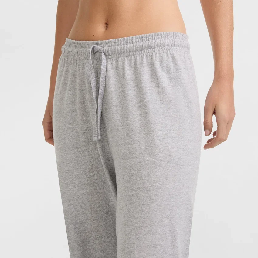 Pantalones de estar en casa ligeros, con el C Logo