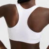 Sujetador deportivo sin costuras con espalda en forma de «U»